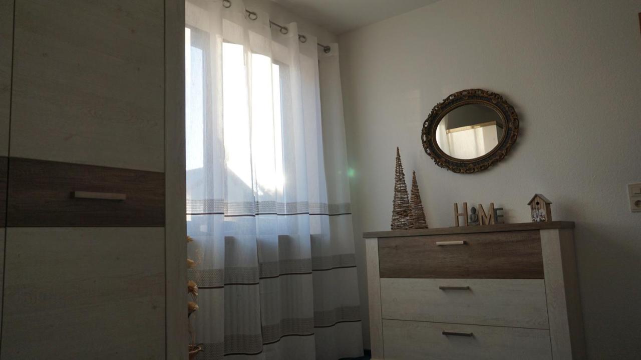 Grosszuegige Wohnung Mit Terrasse Und Gartenzugang - Das Komplette Erdgeschoss Bindlach Dış mekan fotoğraf