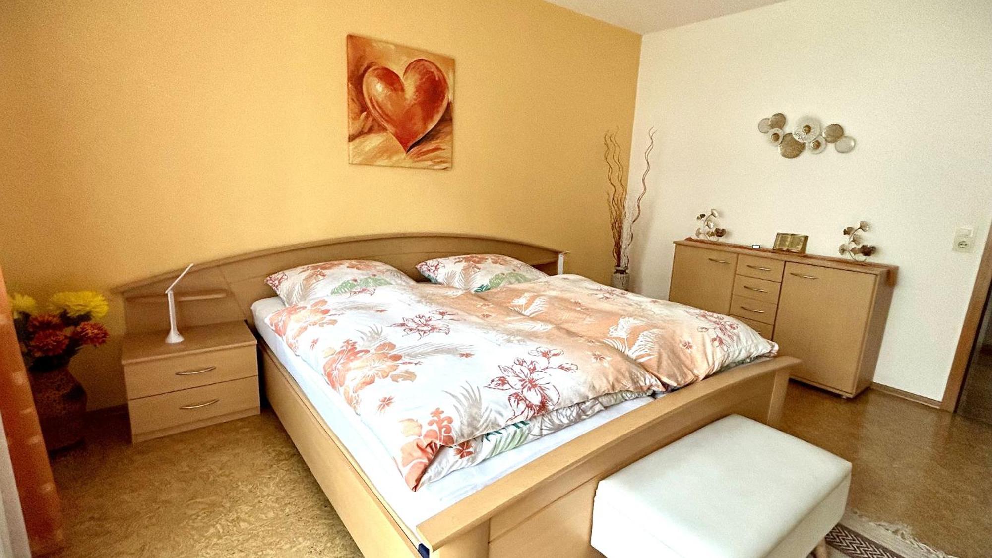 Grosszuegige Wohnung Mit Terrasse Und Gartenzugang - Das Komplette Erdgeschoss Bindlach Dış mekan fotoğraf